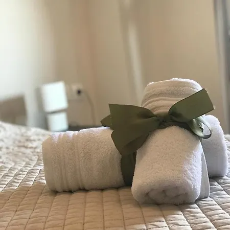 Seashell Apartment *